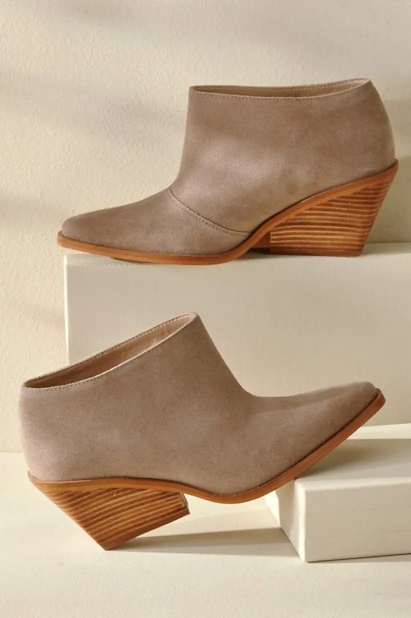 Soft Surroundings Seychelles Sedona Seamed Bootie StoneGrey Fashion